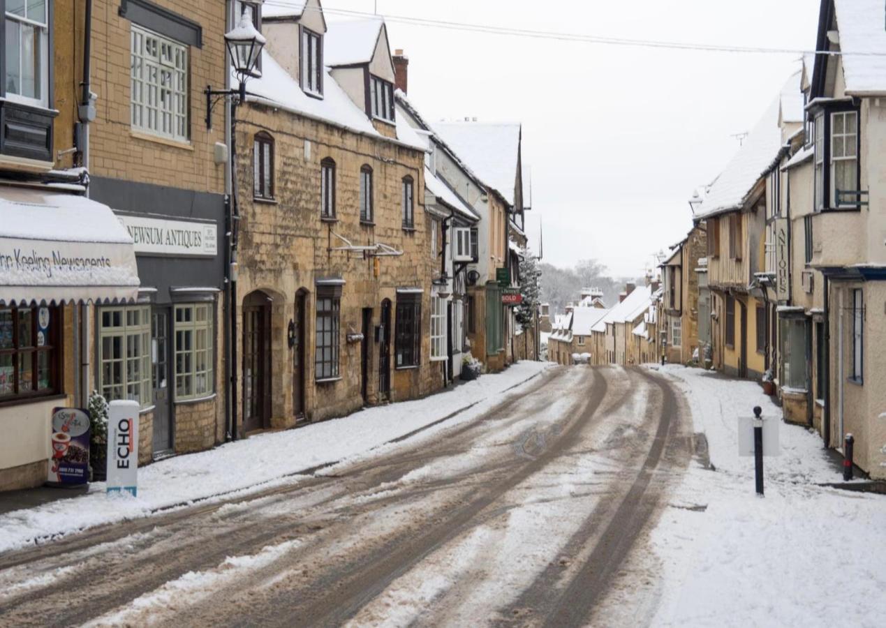 وينشكومبي Zen Cottage, Cheltenham المظهر الخارجي الصورة
